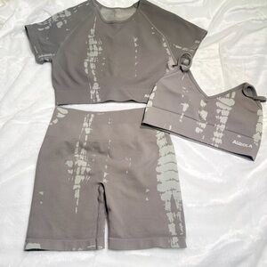 Aurola Mocha Serpent Snake 3-Piece Seamless Set Est Small/Medium